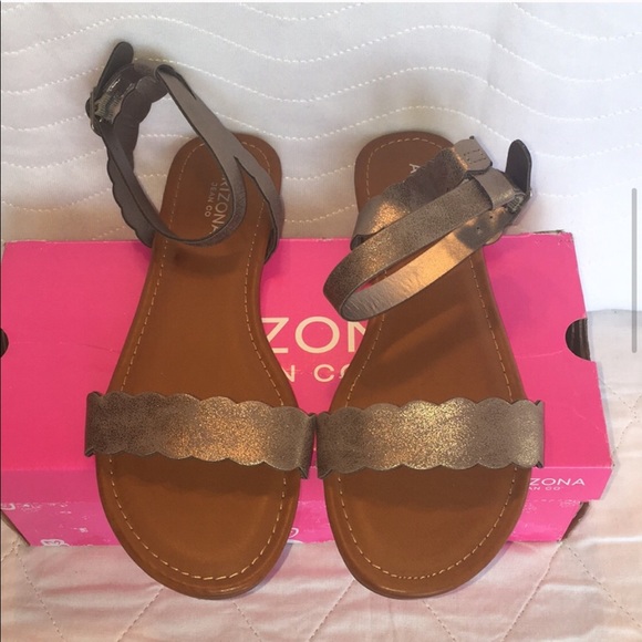 Arizona Adjustable Strap Flat Sandals Size 8.5 M - Picture 3 of 7